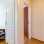 Klara Apartman